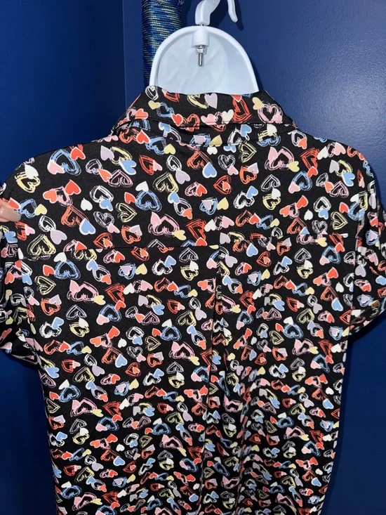Cocomo-NWT Black Heart-Print Zip Front Blouse Size Large - Picture 14 of 16